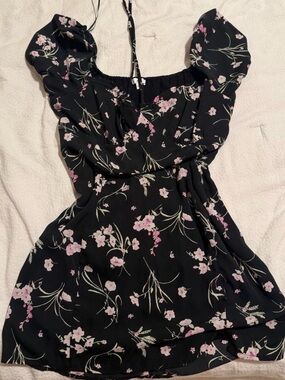 BP lightweight, black floral, short sleeve flowy top -size L women’s